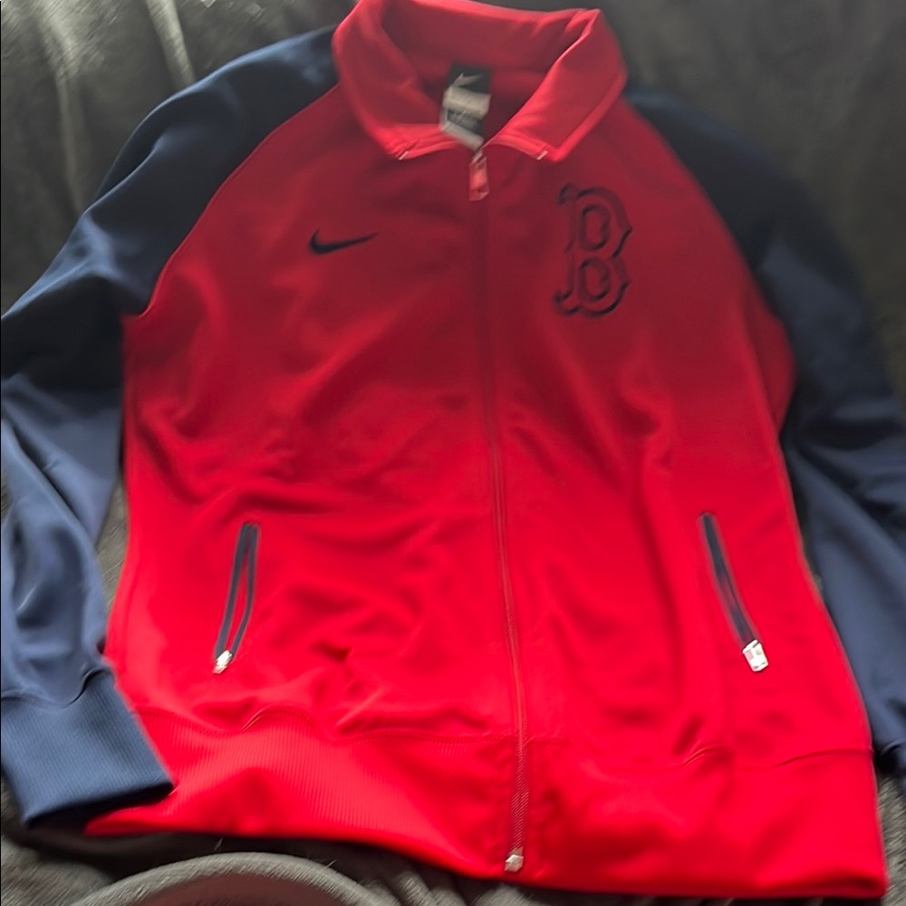 Nike Women’s Boston Red Sox Zip Up